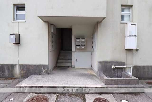 桜井ハイツの玄関写真