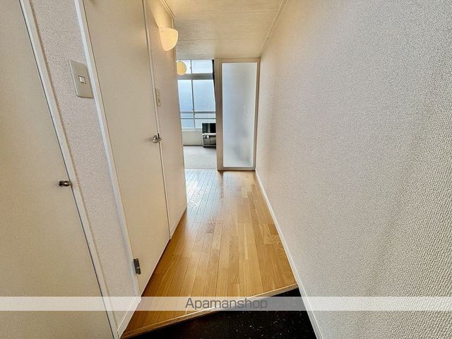 レオパレスミレニアム[1K/23.18m2]の玄関