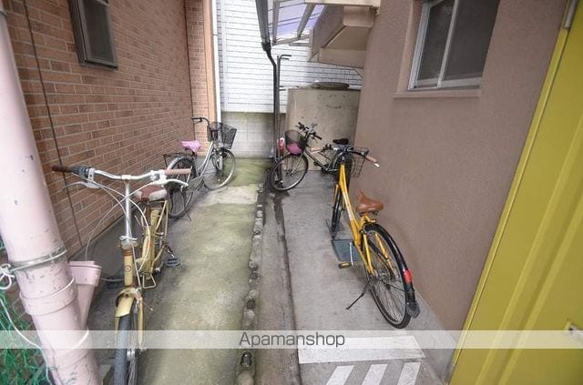 MSビルの玄関写真