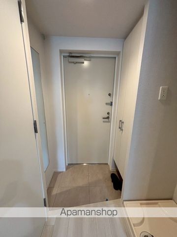 コンフォリア・リヴ大阪本町の内装写真
