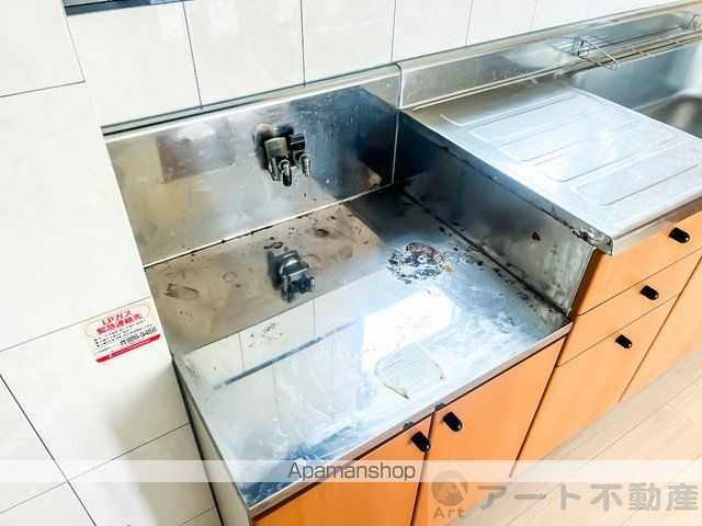 サン・コートMの内装写真