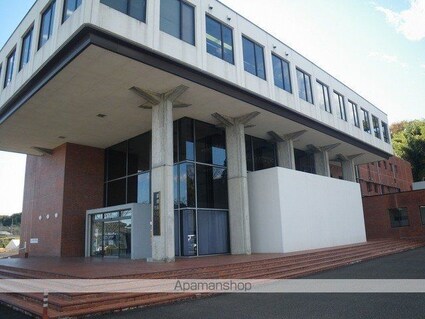 ヴィラアイシス[2LDK/57.02m2]の周辺4