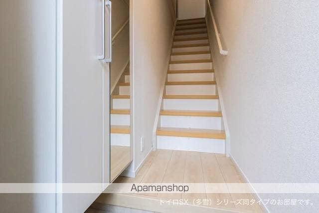 カルタムの玄関写真