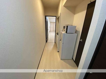 クレイノヴィエント沖代[1K/27m2]の玄関