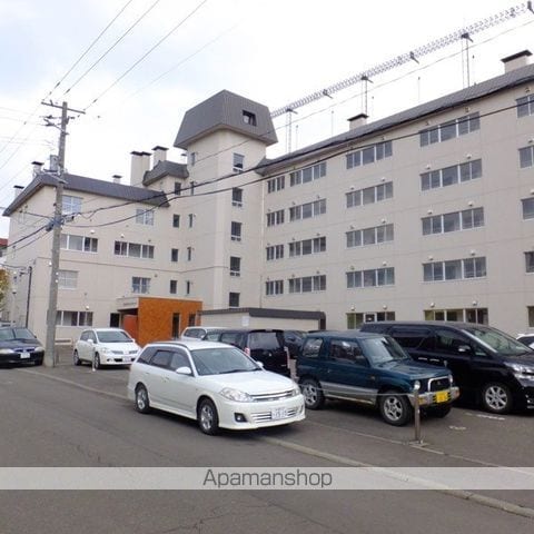 白石グランドハイツの外観写真