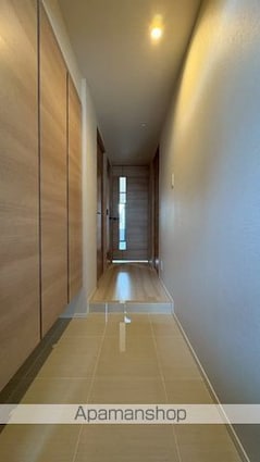 ＶＩＴＡ八王子[2LDK/61.06m2]の玄関