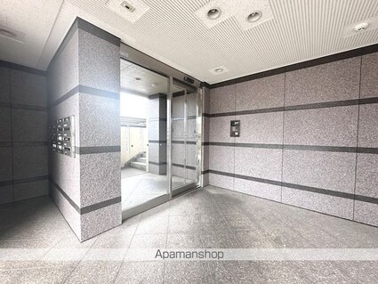 メゾンキャピトル[2LDK/54m2]のエントランス2