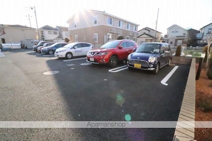 ウィステリア西砂Ⅱ[1LDK/48.91m2]の駐車場
