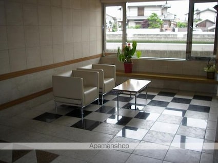 アルファライフ松島[2LDK/54.68m2]のロビー