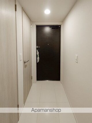 ロイヤルパークス品川[3LDK/75.33m2]の玄関