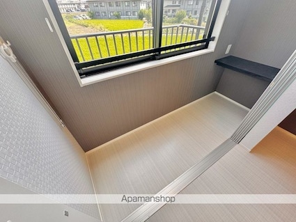 Ｗｏｏｄｓｔｏｃｋ　Ｎｅｓｔ[2LDK/53.55m2]のバルコニー