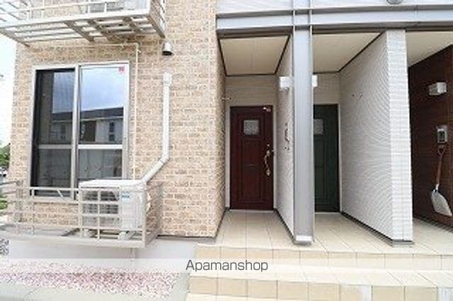 ラパン町村 IIの玄関写真
