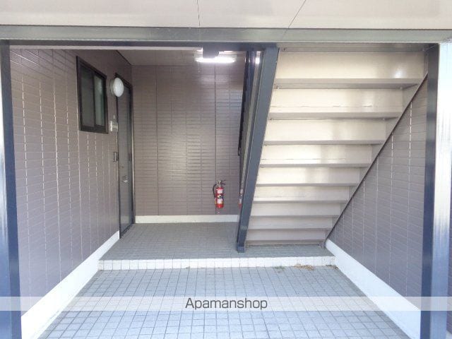 ハイツ駅南の玄関写真