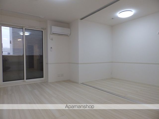 シャイン本町の内装写真