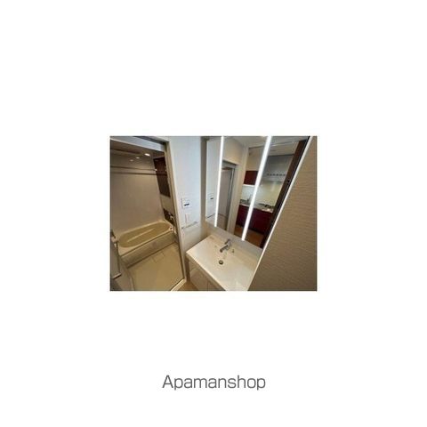 Qu4ttro Arca 九段の内装写真