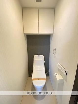 ロイヤルガーデンレインボーロード南８０１号[3LDK/78m2]のトイレ