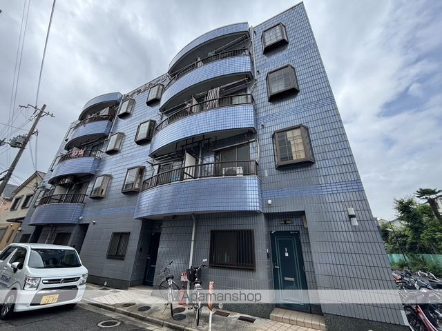 ロイヤルハイツ寝屋川の外観写真