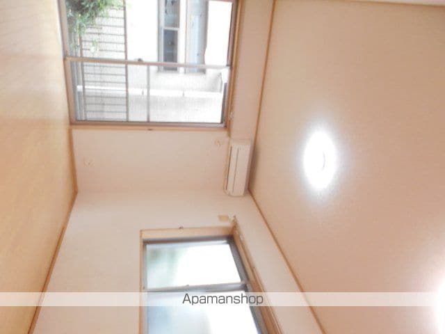 飯山満町戸建の内装写真