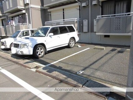 カーサカルム[2K/40.15m2]の駐車場