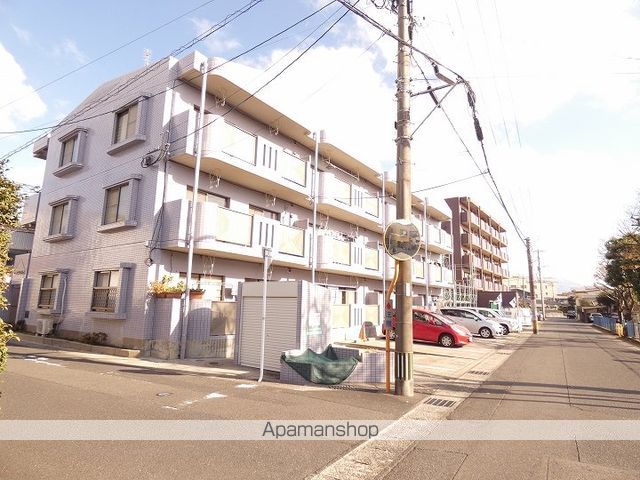 パークサイド吉留の外観写真