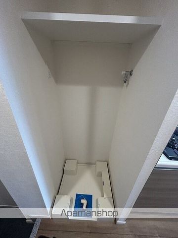 小田急伊勢原駅前マンションの内装写真