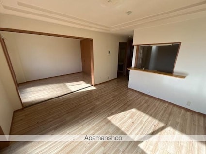 広島県福山市新涯町３丁目[3LDK/66.78m2]のリビング・居間