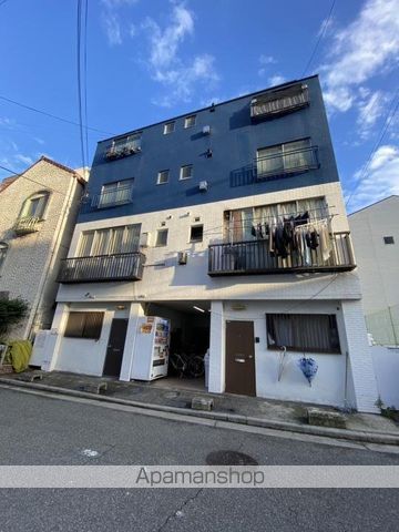 大栄マンションの外観写真