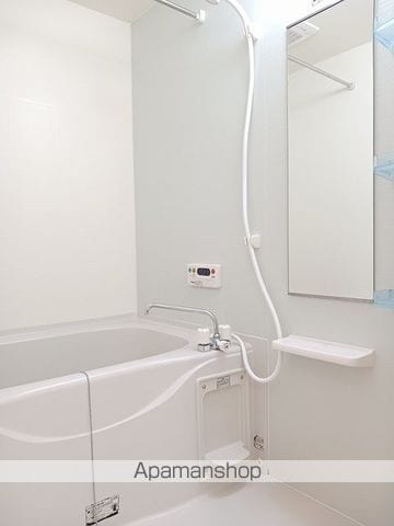 ルネサンス サルタAの内装写真