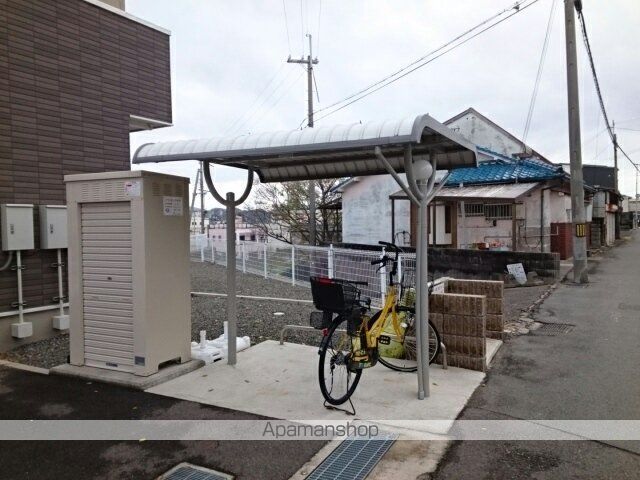 【和歌山市西庄のアパートの写真】