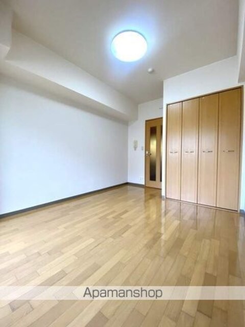 和歌山県和歌山市岡南ノ丁[1K/25.2m2]のリビング・居間