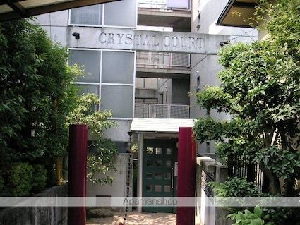 クリスタルコート[1R/27.3m2]の外観1