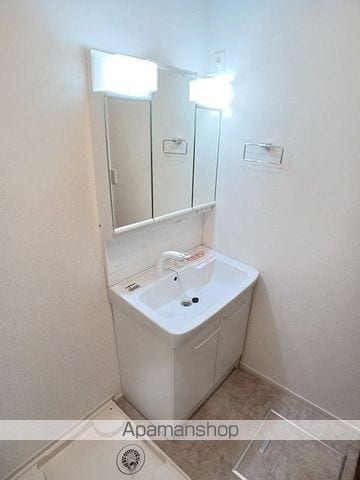 イコマ&カドヤの内装写真