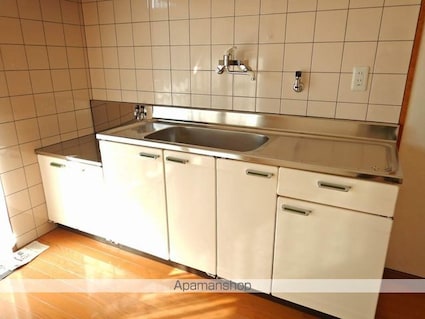 ロイヤルハイツＭＯＲＩ[2LDK/50m2]のキッチン