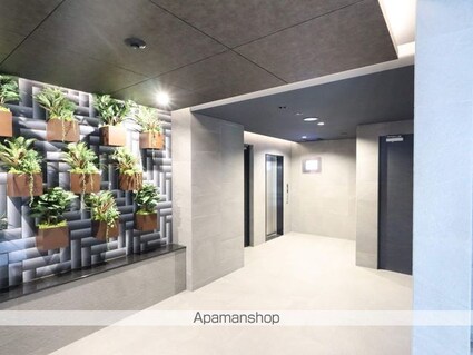 ディアレイシャス矢場町[1K/22.23m2]のロビー