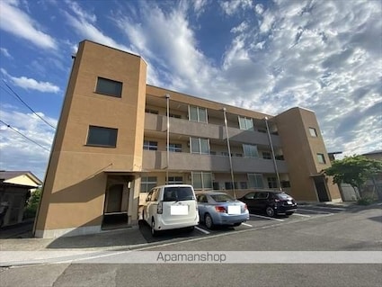 アパルトマン上松[3LDK/71m2]の外観1