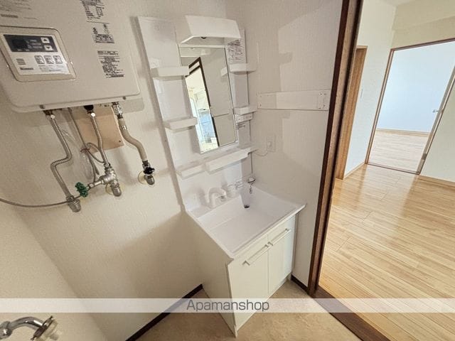 ロイヤルライフ富岡の内装写真