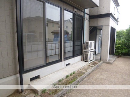 サンガーデン南草津[2DK/52.34m2]の庭