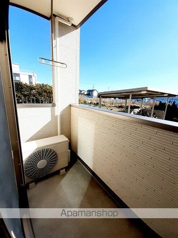 グリシーヌIIの内装写真