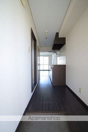 カーサ四季[1R/19.87m2]の玄関