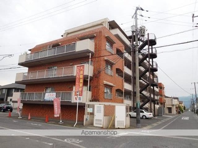 サンイーズマンションの外観写真