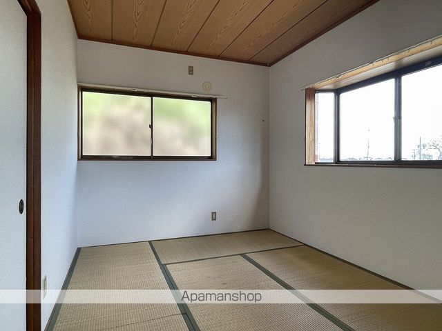 小川アパートの内装写真