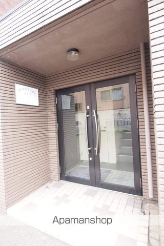 アヴァンツァーレの玄関写真