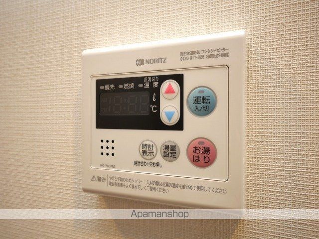 コンフォリア新大阪宮原Qの内装写真