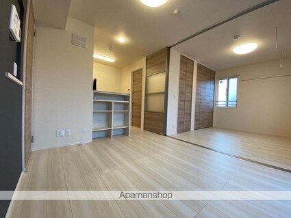 ユニヴェール　Ｂ棟[1LDK/37.78m2]のリビング・居間