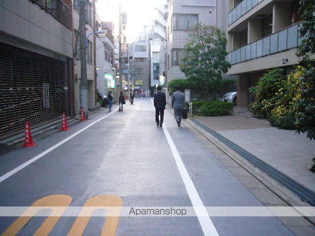 東京都新宿区新宿１丁目[1R/26.14m2]の周辺1