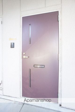 リンピア愛野の玄関写真