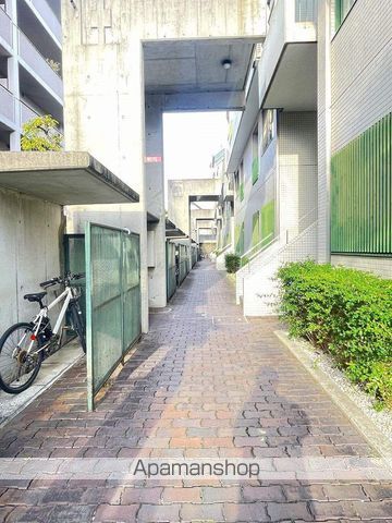 クレリエール藤白台の玄関写真