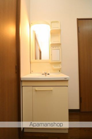 ロワールタウン笠之原の内装写真