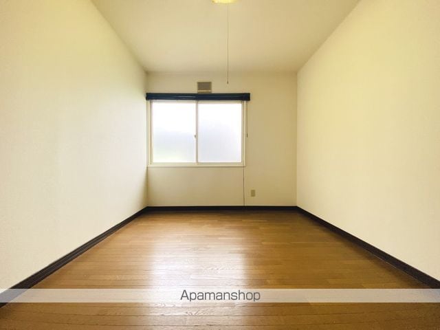 ファミールIIの内装写真
