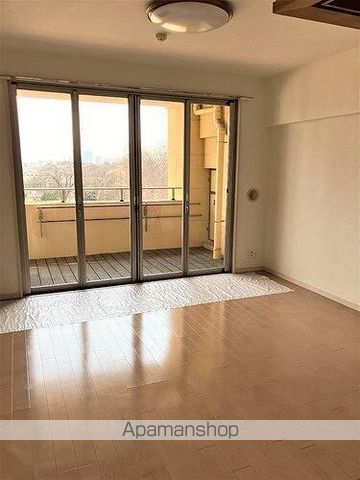 グランシティ上用賀の内装写真